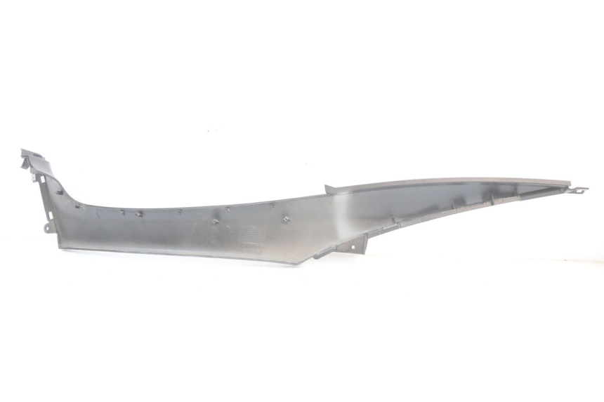 photo de TAMPA LATERAL DIREITA SOBRE O BANCO PIAGGIO MP3 HPE 350 (2018 - 2020) - Vista geral