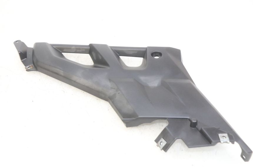 photo de TAMPA LATERAL DIREITA SOB O BANCO YAMAHA MT ABS 125 (2014 - 2018) - Vista geral