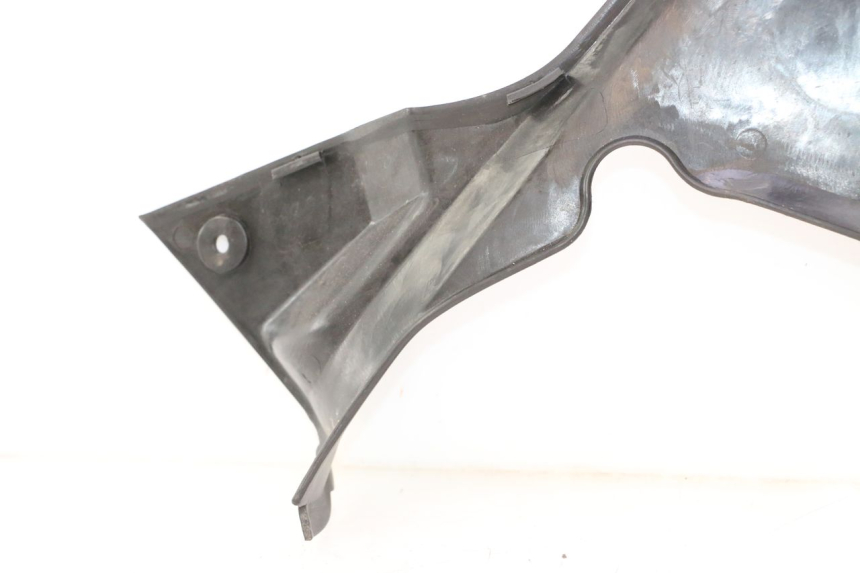 photo de TAMPA DIREITA SOB O ASSENTO KYMCO MXU R 250 (2004 - 2010) - Pontos de fixação