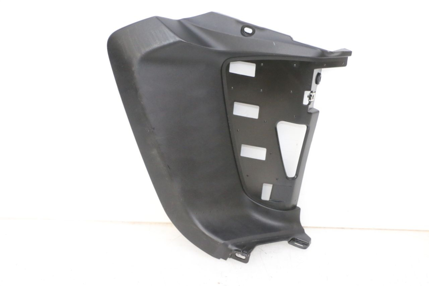 photo de TAMPA LATERAL DIREITA SOB O BANCO YAMAHA NEO'S CORE 1 (2022 - 2026) - Vista principal