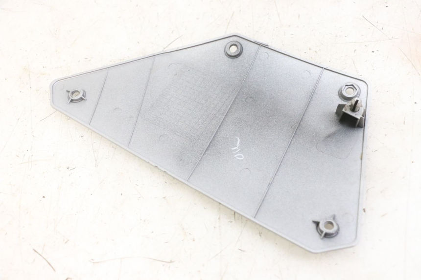 photo de TAMPA DEBAIXO DO BANCO DIREITA ROYAL ENFIELD HYMALAYAN 410 (2016 - 2023) - Detalhe da peça