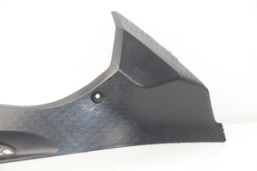 photo de TAMPA LATERAL DIREITA SOB O BANCO BMW S RR ABS S1000RR 1000 (2009 - 2011) - Estado da superfície