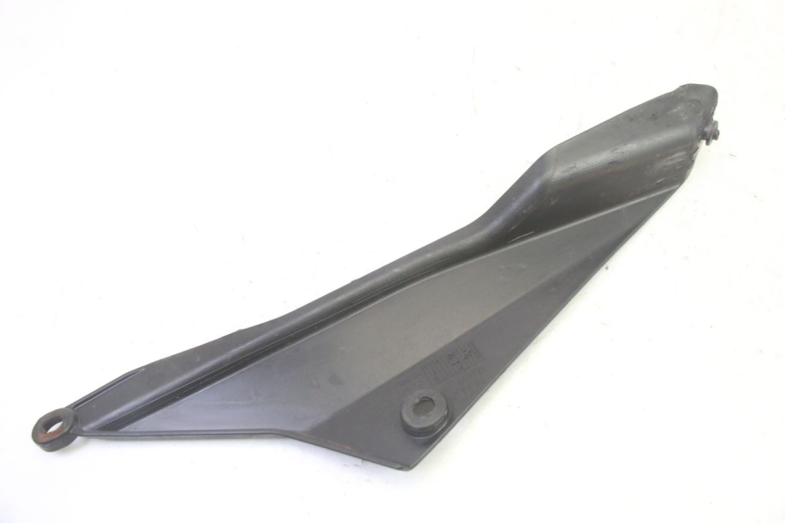photo de TAMPA LATERAL DIREITA SOBRE O BANCO GILERA SMT SUPERMOTARD 50 (2009 - 2017) - Ampliação técnica