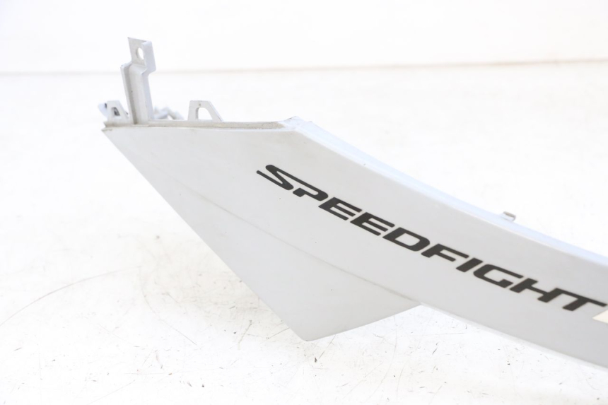 photo de TAMPA LATERAL DIREITA SOB O BANCO PEUGEOT SPEEDFIGHT 4 4T EFI 50 (2021 - 2025) - Peça verificada