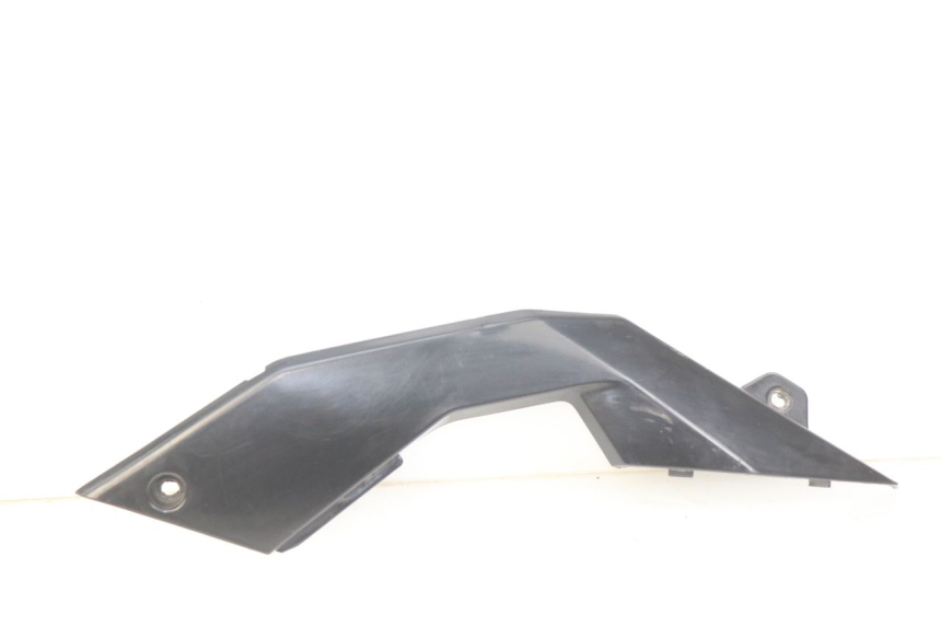 photo de TAMPA LATERAL DIREITA SOB O BANCO APRILIA SX 50 (2011 - 2017) - Vista principal
