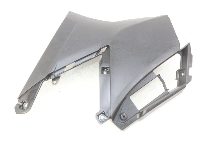 photo de TAMPA LATERAL DIREITA SOB O BANCO APRILIA SXR 50 (2021 - 2023) - Ampliação técnica