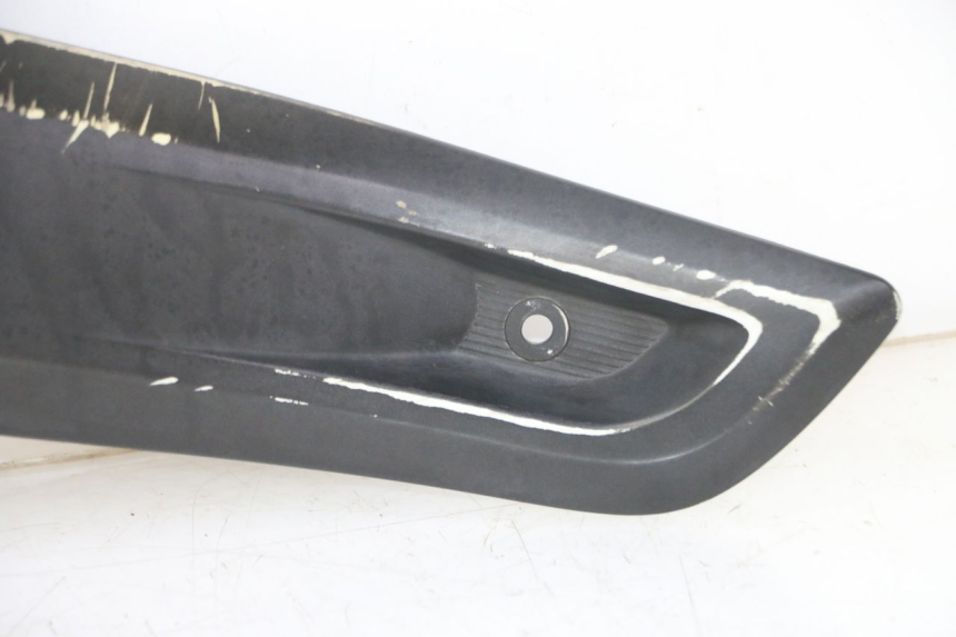 photo de TAMPA LATERAL DIREITA SOBRE O BANCO YAMAHA X-MAX XMAX 125 (2010 - 2013) - Vista do produto