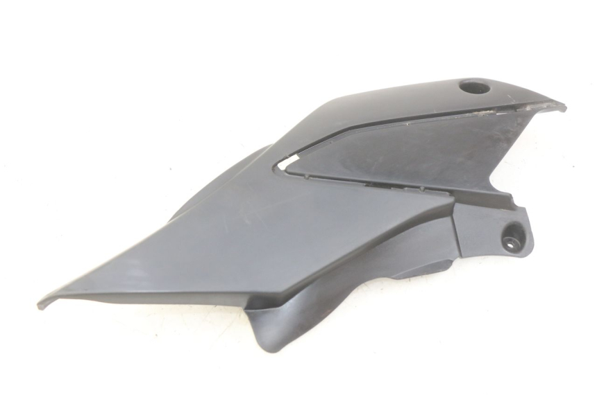 photo de TAMPA LATERAL DIREITA SOB O BANCO HONDA XR L 125 (2003 - 2007) - Outro ângulo de visão