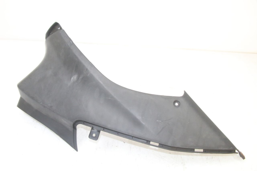 photo de TAMPA LATERAL DIREITA SOB O BANCO YAMAHA NEOS NEO'S 4T 50 (2008 - 2016) - Zoom do estado de desgaste