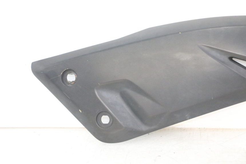 photo de TAMPA LATERAL DIREITA SOB O BANCO YAMAHA X-MAX XMAX ABS 250 (2010 - 2014) - Marcações e referências