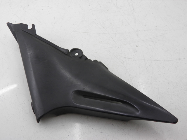 photo de TAMPA LATERAL DIREITA SOB O BANCO YAMAHA XJS DIVERSION 600 (1997 - 1999) - Vista principal