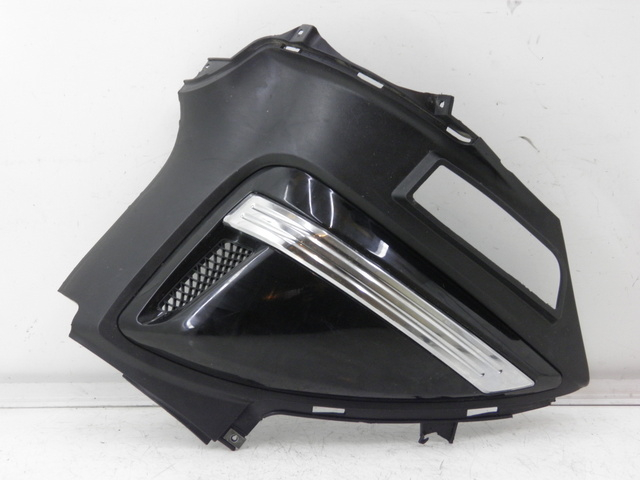 photo de TAMPA LATERAL DIREITA SOB O BANCO YAMASAKI YM50QT-N3 RETRO 50 (2012 - 2014) - Vista principal