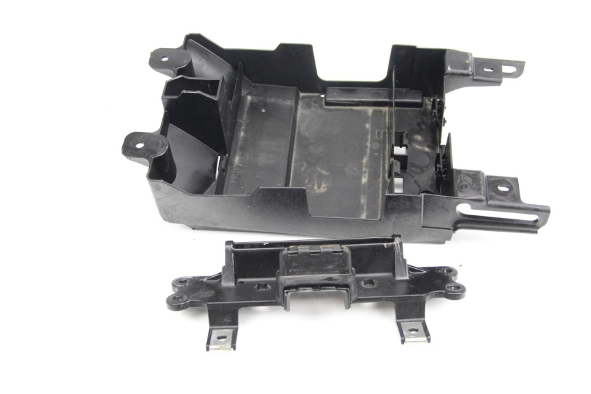photo de TAMPA DEBAIXO DO BANCO YAMAHA FJR ABS 1300 (2006 - 2012) - Ampliação técnica