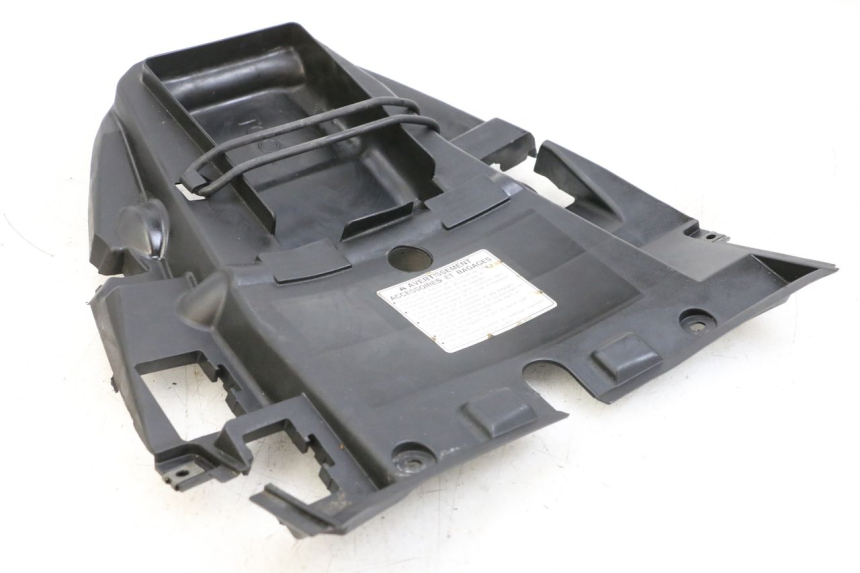 photo de TAMPA DEBAIXO DO BANCO HONDA FJS SILVER WING SILVERWING 400 (2005 - 2008) - Outro ângulo de visão