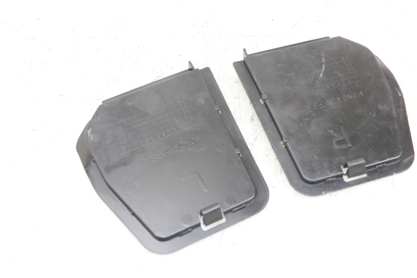photo de TAMPA DEBAIXO DO BANCO HONDA FJS SILVERWING SILVER WING 600 (2001 - 2010) - Zoom do estado de desgaste