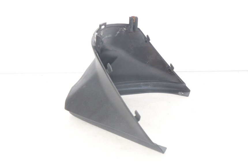 photo de TAMPA DEBAIXO DO BANCO PIAGGIO FLY 125 (2005 - 2012) - Detalhe da peça