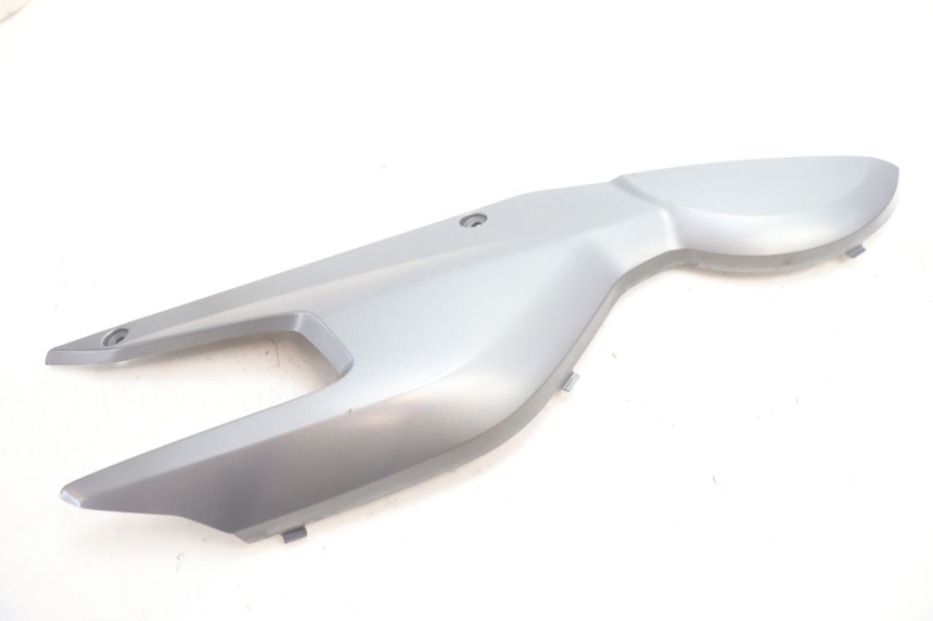 photo de TAMPA DEBAIXO DO ASSENTO ESQUERDO BMW C SPORT 650 (2015 - 2021) - Detalhe da peça