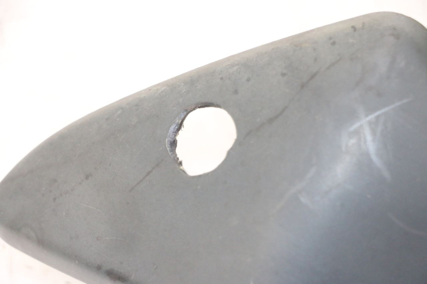 photo de TAMPA DEBAIXO DO BANCO ESQUERDO HONDA CBF 500 (2004 - 2007) - Pontos de fixação
