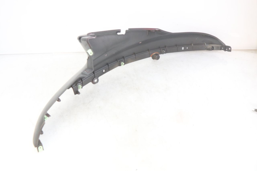 photo de TAMPA DEBAIXO DO ASSENTO ESQUERDO PEUGEOT DJANGO 4T 50 (2014 - 2019) - Estado da superfície