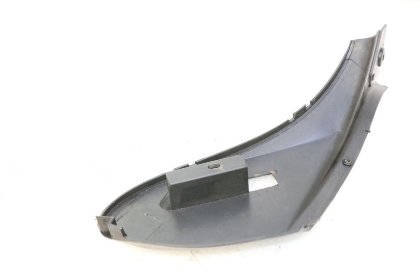 photo de TAMPA ESQUERDA SOB O ASSENTO CF MOTO E-CHARM 125 (2005 - 2008) - Ampliação técnica