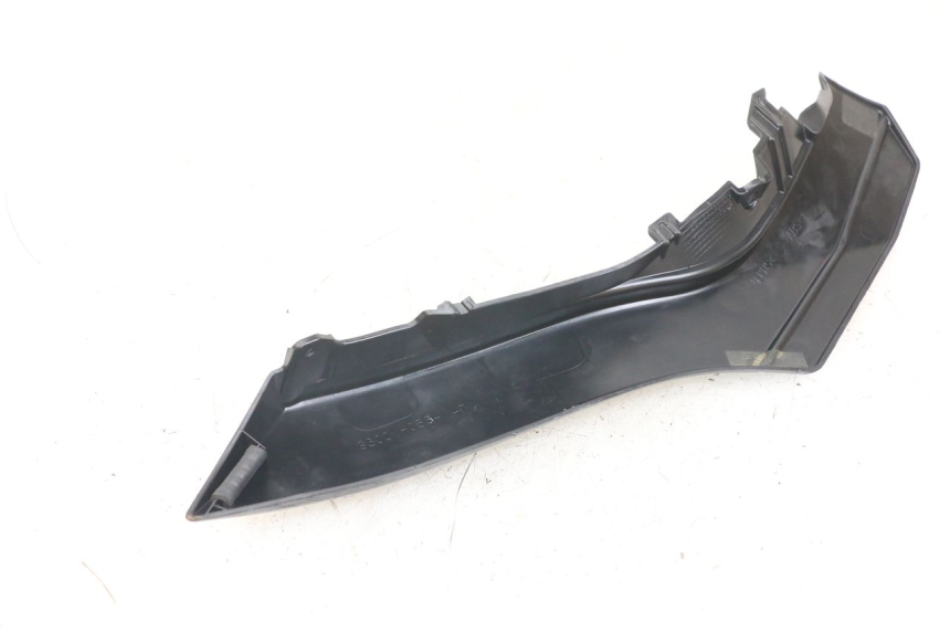 photo de TAMPA DEBAIXO DO BANCO ESQUERDO KAWASAKI ER-6 ER6 N 650 (2012 - 2016) - Zoom do estado de desgaste