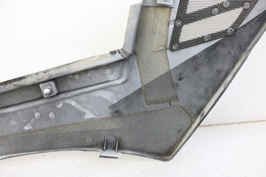photo de TAMPA LATERAL ESQUERDA SOB O BANCO YAMAHA FJ 36Y 1100 (1984 - 1985) - Marcações e referências