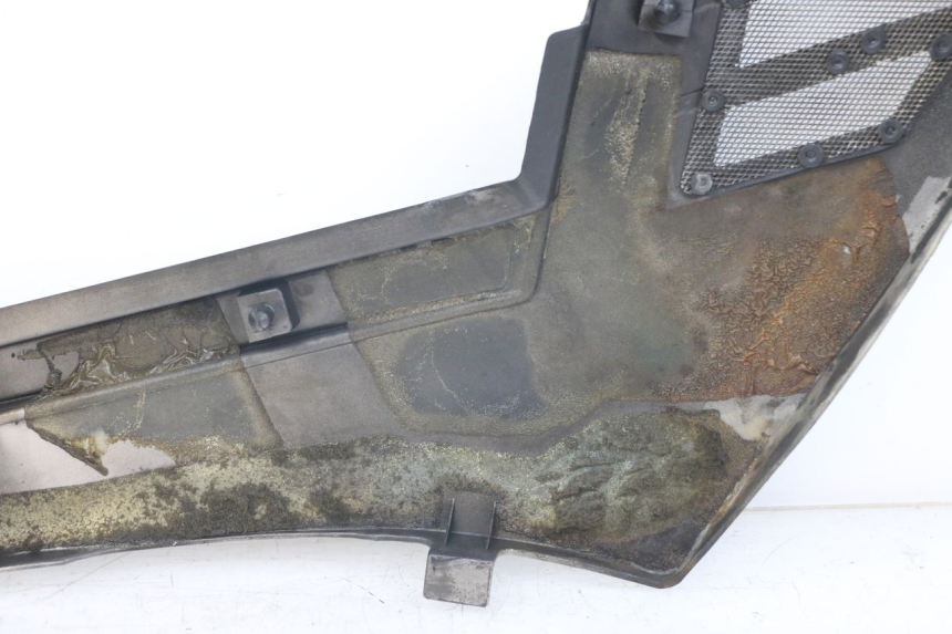 photo de TAMPA DEBAIXO DO BANCO ESQUERDO YAMAHA FJ 3CX 1200 (1986 - 1996) - Pontos de fixação