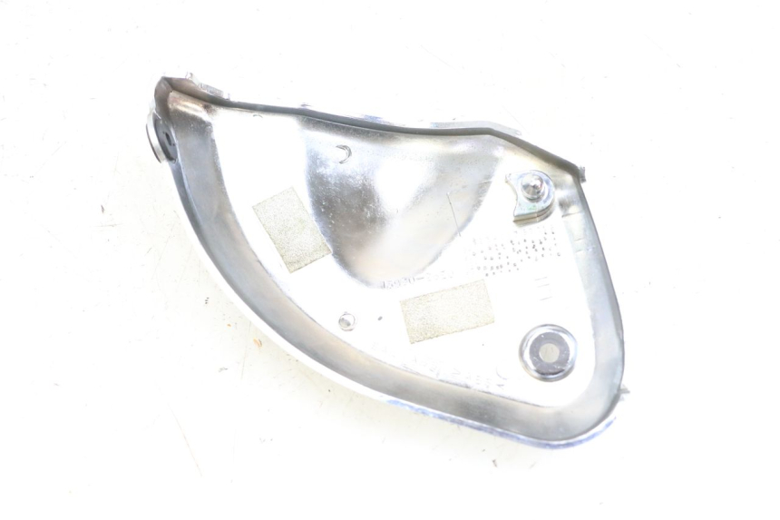 photo de TAMPA DEBAIXO DO ASSENTO ESQUERDO SUZUKI GSF N BANDIT 600 (1996 - 1999) - Detalhe da peça