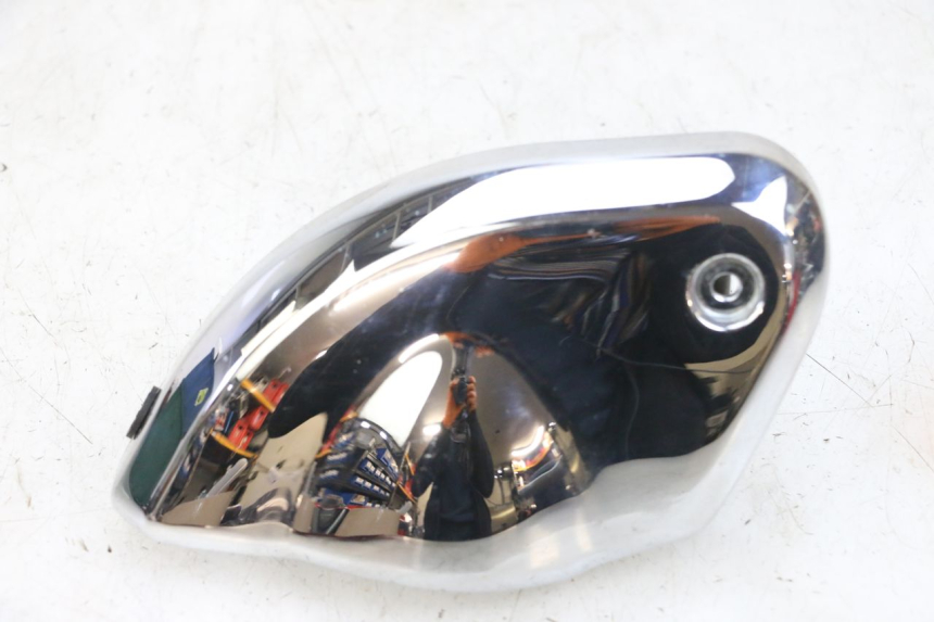 photo de TAMPA DEBAIXO DO ASSENTO ESQUERDO SUZUKI GSF N BANDIT 600 (1996 - 1999) - Estado da superfície