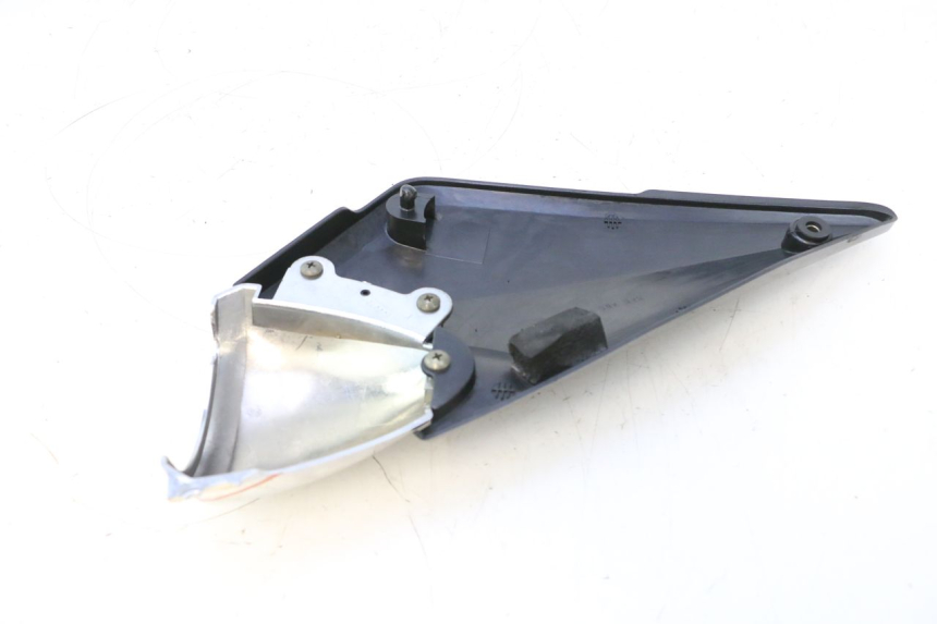photo de TAMPA DEBAIXO DO ASSENTO ESQUERDO SUZUKI GSF N BANDIT 1200 (2001 - 2005) - Outro ângulo de visão