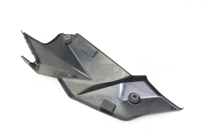 photo de TAMPA DEBAIXO DO BANCO ESQUERDO SUZUKI GSR 750 (2011 - 2017) - Outro ângulo de visão