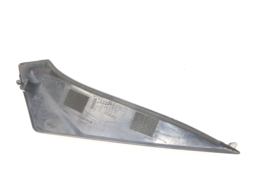 photo de TAMPA DEBAIXO DO BANCO ESQUERDO SUZUKI GSX-R GSXR 750 (2011 - 2016) - Detalhe da peça