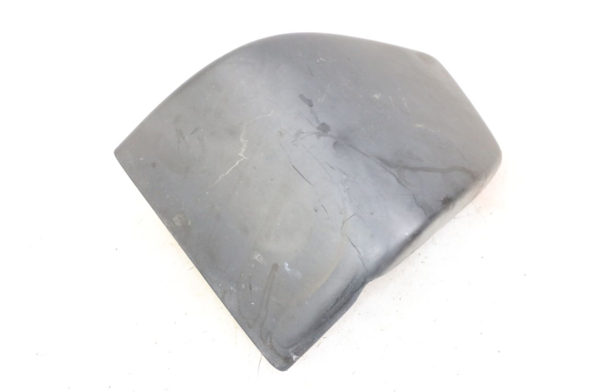 photo de TAMPA DEBAIXO DO BANCO ESQUERDO HONDA VT C2 SHADOW 750 (1997 - 2001) - Detalhe da peça