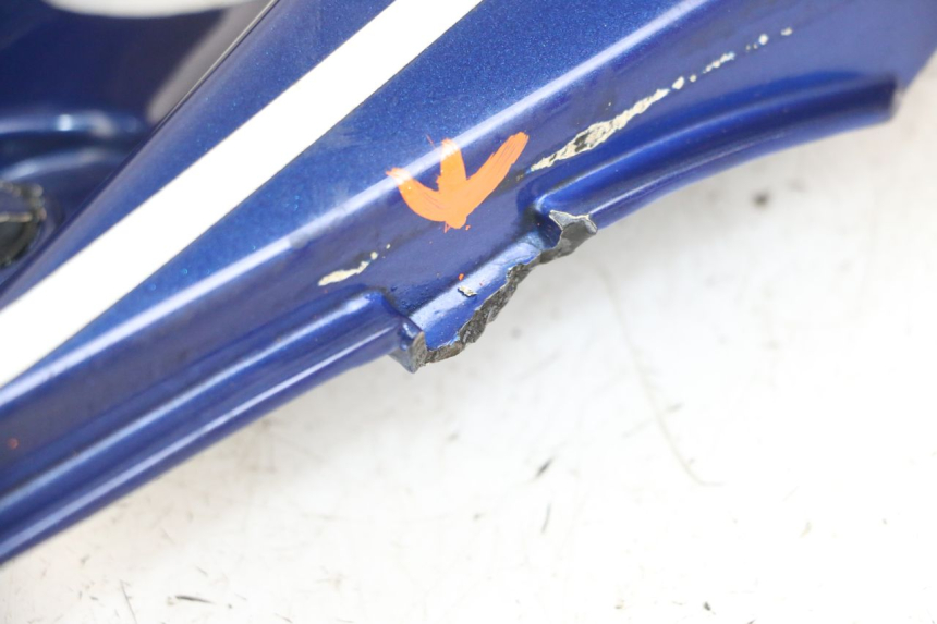 photo de TAMPA DEBAIXO DO BANCO ESQUERDO KAWASAKI ZR7 ZR-7 S 750 (1999 - 2004) - Pontos de fixação