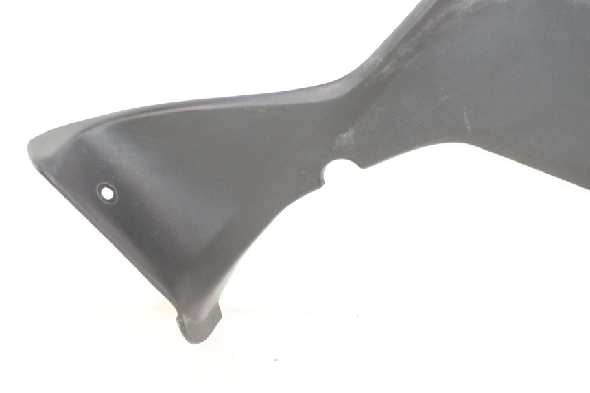 photo de TAMPA ESQUERDA SOB O ASSENTO KYMCO MXU R 250 (2004 - 2010) - Vista de perto