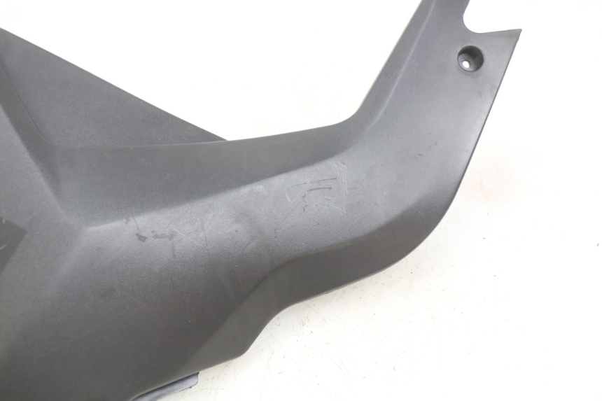 photo de TAMPA DEBAIXO DO ASSENTO ESQUERDO YAMASAKI RAPTOR 50 (2013 - 2018) - Detalhe da peça