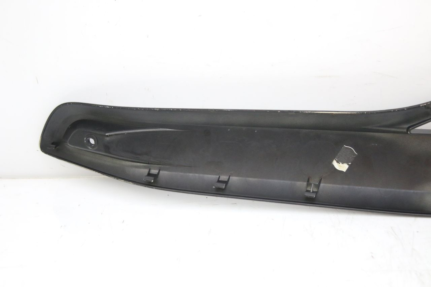 photo de TAMPA DEBAIXO DO BANCO ESQUERDO MBK SKYCRUISER 125 (2010 - 2013) - Pontos de fixação