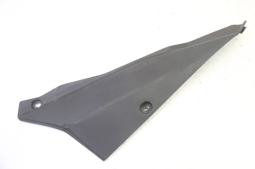 photo de TAMPA DEBAIXO DO ASSENTO ESQUERDO GILERA SMT SUPERMOTARD 50 (2009 - 2017) - Vista principal