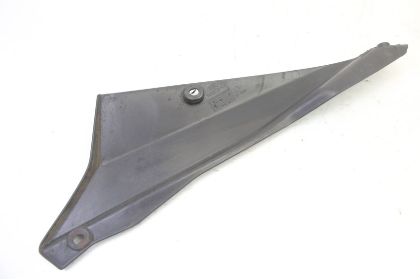 photo de TAMPA DEBAIXO DO ASSENTO ESQUERDO GILERA SMT SUPERMOTARD 50 (2009 - 2017) - Estado da superfície