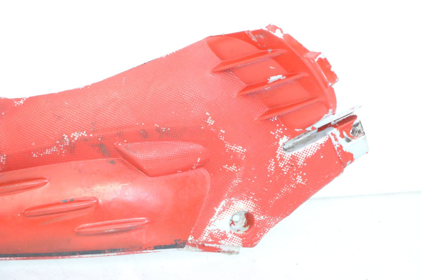 photo de TAMPA DEBAIXO DO ASSENTO ESQUERDO APRILIA SR CARB LC 2T 50 (2004 - 2012) - Pontos de fixação
