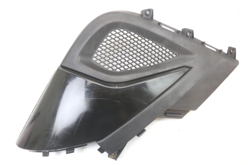 photo de TAMPA DEBAIXO DO BANCO ESQUERDO KYMCO SUPER 8 125 (2008 - 2015) - Vista principal