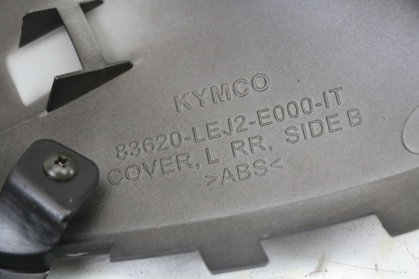 photo de TAMPA DEBAIXO DO BANCO ESQUERDO KYMCO SUPER 8 125 (2008 - 2015) - Vista geral