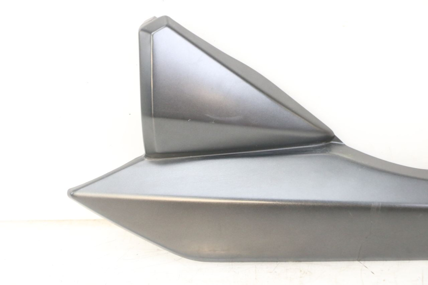 photo de TAMPA DEBAIXO DO BANCO ESQUERDO SUZUKI GSX F GSXF 650 (2007 - 2015) - Estado da superfície