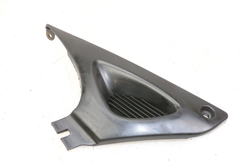 photo de TAMPA DEBAIXO DO ASSENTO ESQUERDO SUZUKI SV S 650 (1999 - 2002) - Ampliação técnica
