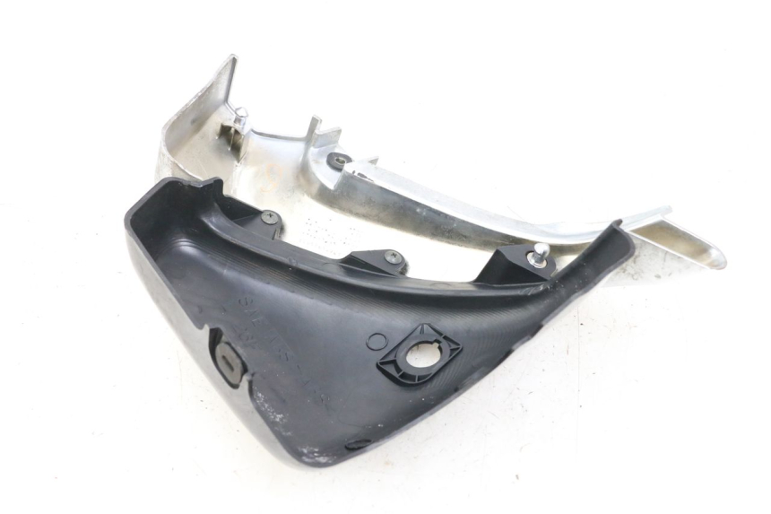 photo de TAMPA DEBAIXO DO BANCO ESQUERDO SUZUKI VL INTRUDER 125 (2004 - 2007) - Zoom do estado de desgaste