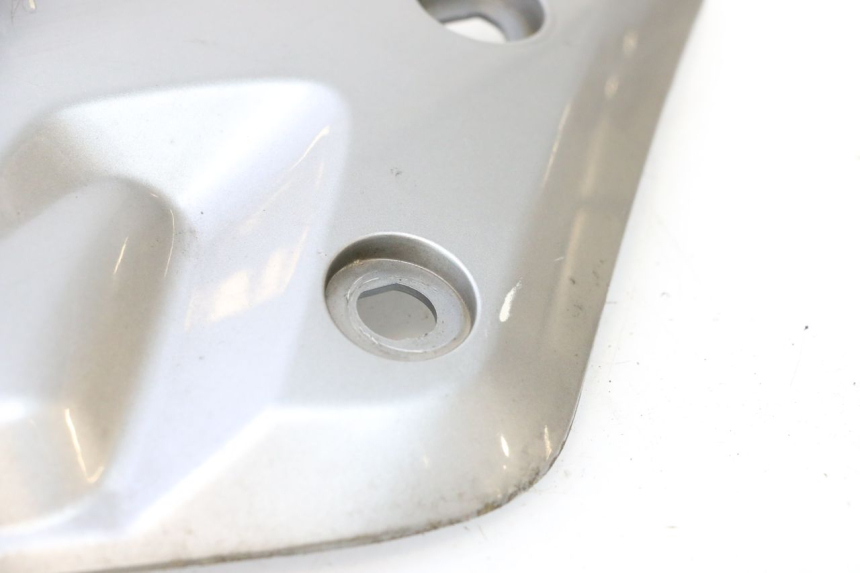 photo de TAMPA DEBAIXO DO BANCO ESQUERDO YAMAHA X-MAX XMAX 125 (2010 - 2013) - Ampliação técnica