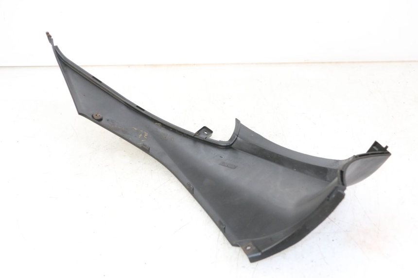 photo de TAMPA DEBAIXO DO BANCO ESQUERDO YAMAHA NEOS NEO'S 4T 50 (2008 - 2016) - Zoom do estado de desgaste