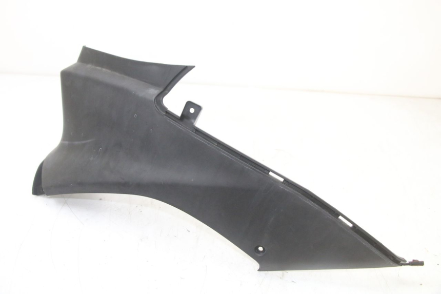 photo de TAMPA DEBAIXO DO BANCO ESQUERDO YAMAHA NEOS NEO'S 4T 50 (2008 - 2016) - Detalhe da peça