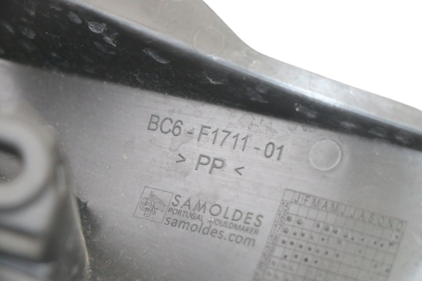 photo de TAMPA DEBAIXO DO ASSENTO ESQUERDO YAMAHA TRACER 7 700 (2020 - 2024) - Ampliação técnica