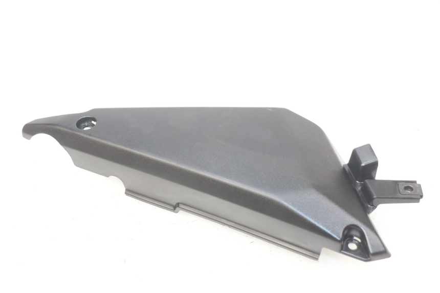 photo de TAMPA DEBAIXO DO ASSENTO ESQUERDO KAWASAKI Z 650 (2016 - 2019) - Outro ângulo de visão